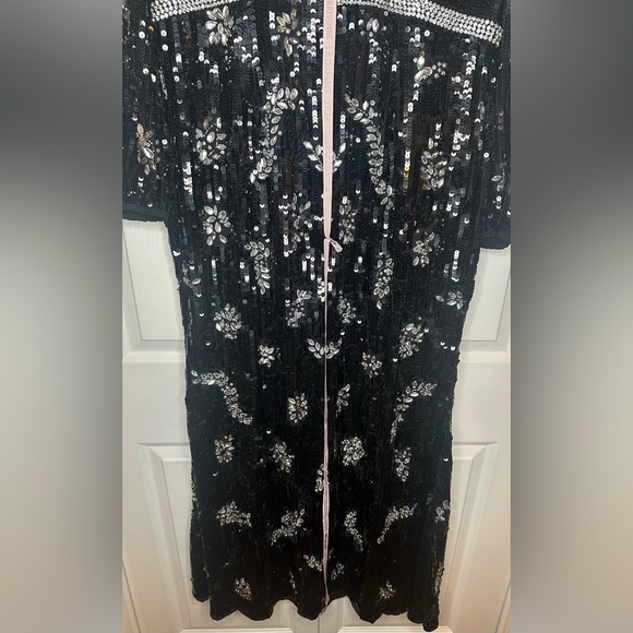 NWT $1598 Mac Duggal Embellished Wrap‎ Over Bishop Sleeve Gown Black Style 93616 - Picture 6 of 11